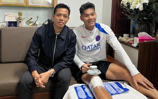 Văn Quyết và hành động ấm lòng ngày Tết với Hiểu Minh