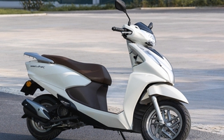 Lộ diện xe tay ga mới của Honda