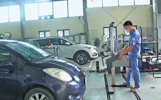 Quy định mới từ 1/3: Tài xế ô tô và xe máy chính thức chuyển sang dùng giấy đăng kiểm điện tử