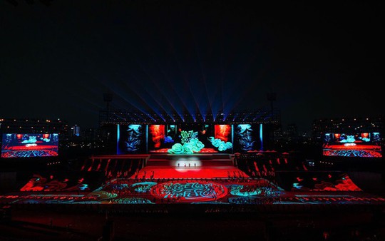 Khoảnh khắc thăng hoa tại concert Dưới lá cờ vẻ vang của Đảng