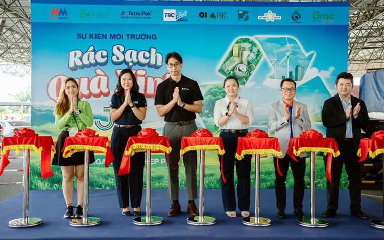 MM Mega Market Việt Nam lan tỏa lối sống xanh qua sự kiện “Rác sạch – Quà xinh”