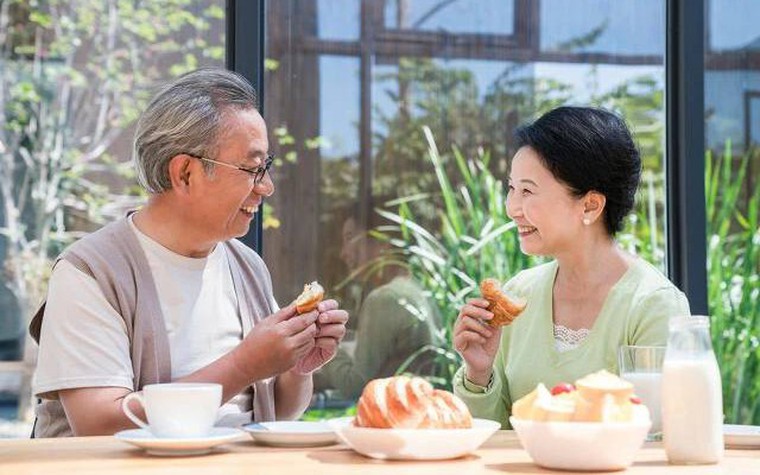 Cúm A đang tăng nhanh: Đừng bỏ qua khuyến cáo "1 hạn chế, 1 tạm hoãn, 1 đủ và 1 tránh" đển né ốm vặt