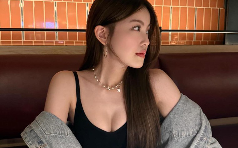 Hot girl Babyboo liên tục tung ảnh "thả dáng", slay cỡ này fan nam khó cưỡng