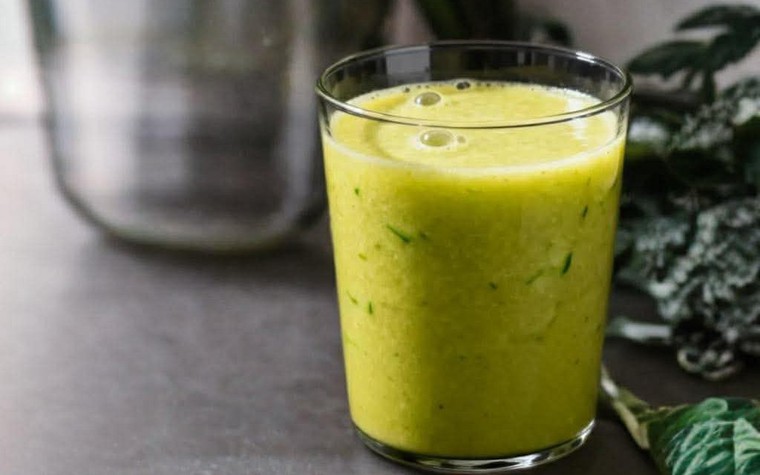 Tôi đã thoát khỏi chứng táo bón nhờ 2 ly nước và 1 món ăn học từ mẹ, bụng dưới giờ gần như phẳng lì