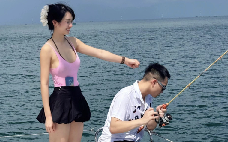 Mỹ nhân Việt công khai người yêu thiếu gia ngay đầu năm mới